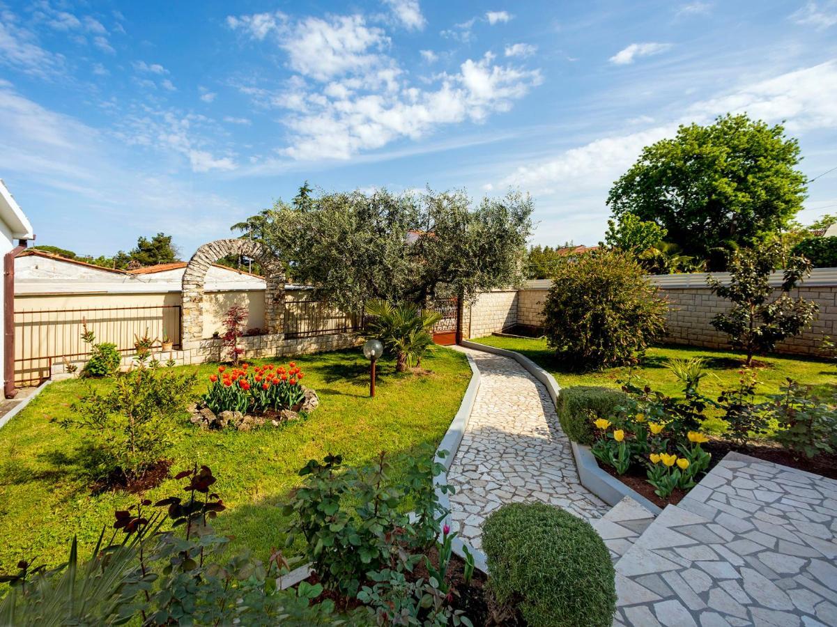 Vila Renato Porec Luaran gambar